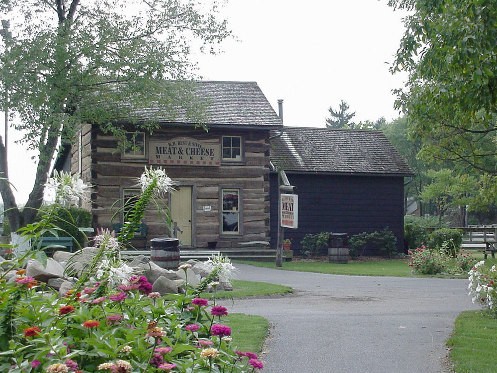 Amish Inn Nappanee Esterno foto
