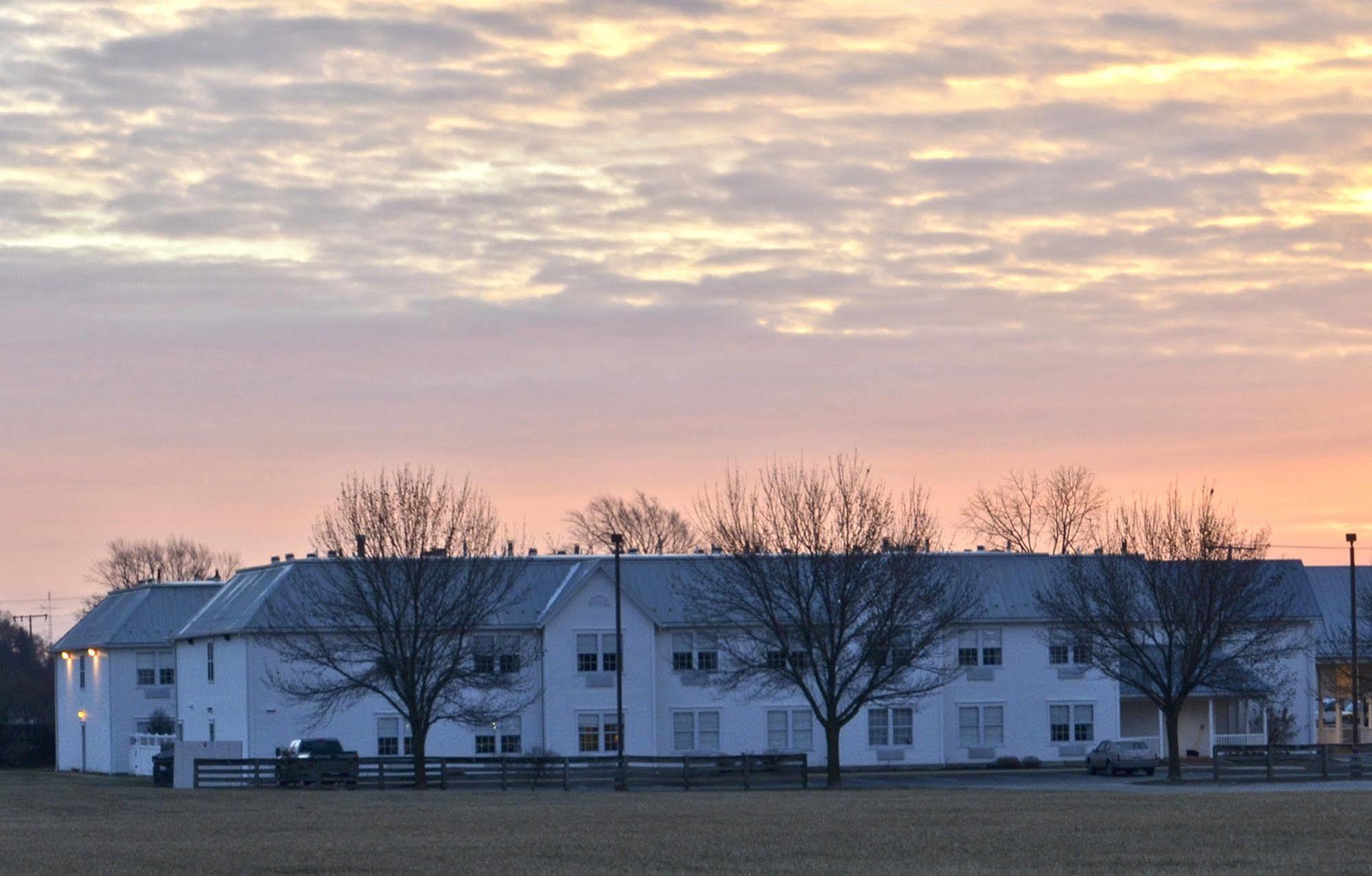 Amish Inn Nappanee Esterno foto